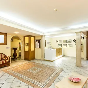 Hotel Tempio Di Pallade, Rome